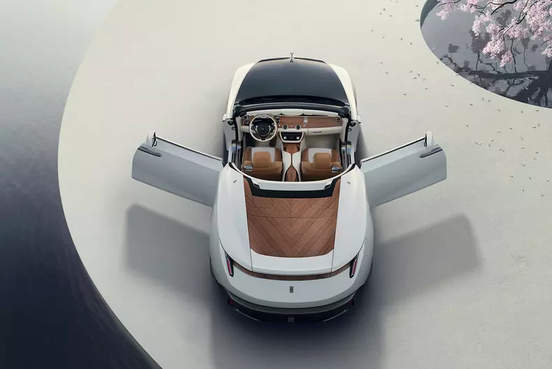 web_P90541174_highRes_rolls-royce-arcadia-