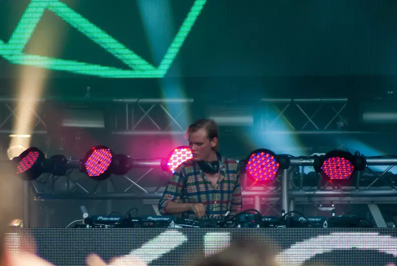 DJ-ul Avicii a murit