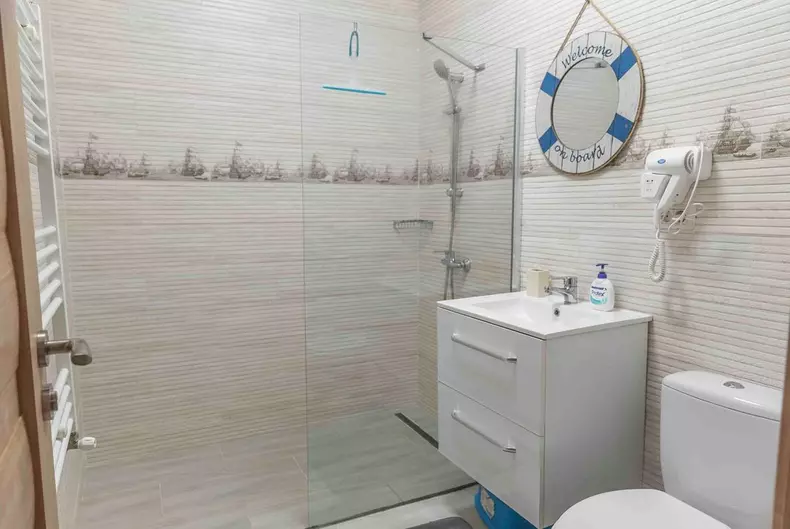 Andreea și Cabral Ibacka își vând apartamentul de la mare  (10)