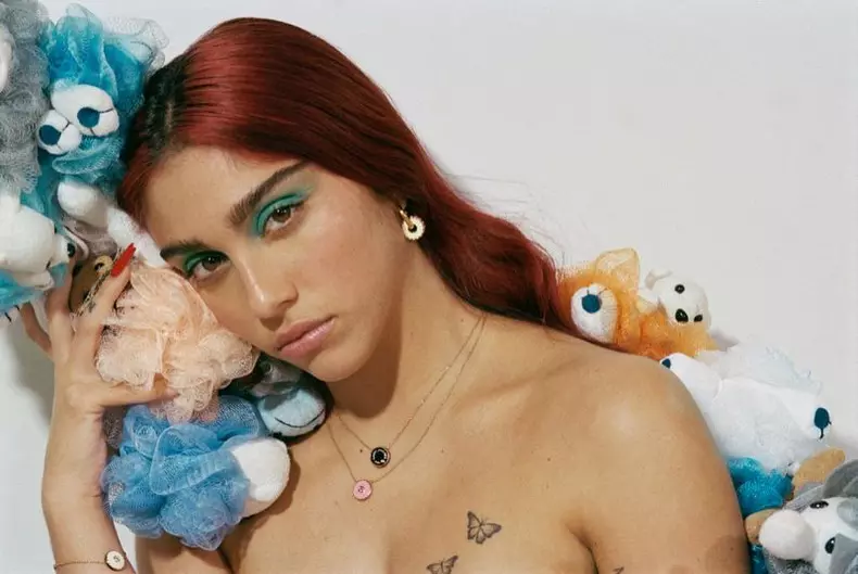 Lola (Lourdes) Leon dans la campagne de Marc Jacobs