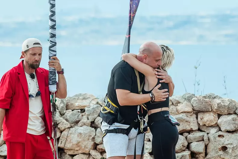 Giulia-Anghelescu-vlad-huidu-au-pierdut-finala-power-couple-romania-2025 (7)