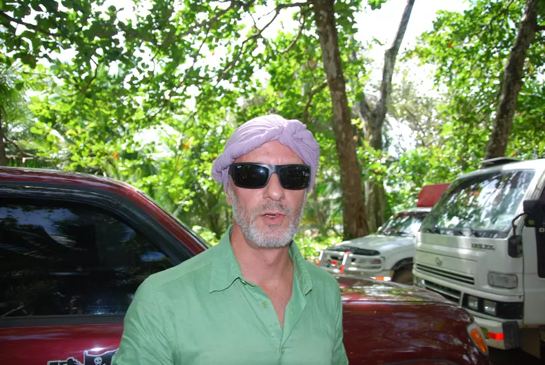 Andrei Gheorghe, prezentator al emisiunii Rataciti in Panama