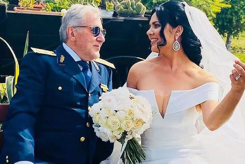 8a03b4fe-77cd-4b46-aadb-5d0c50fd29a1