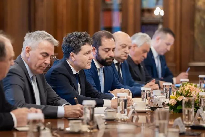 504287777_18146377525385573_8064948404032797675_n