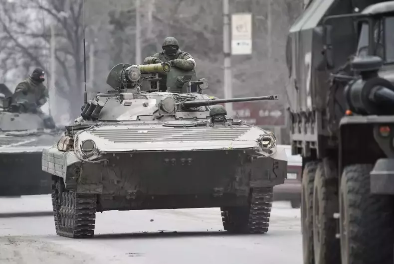 litere-tancuri-1024x687-1