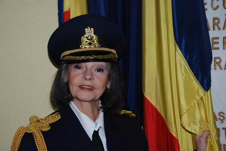Marina Voica a filmat dezbrăcată3