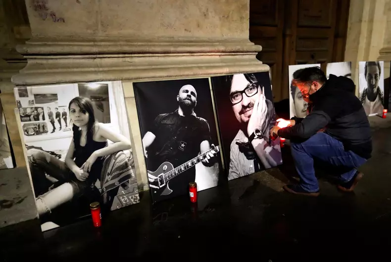 Commemoration for victims of club blaze on fifth anniversary held in Bucharest