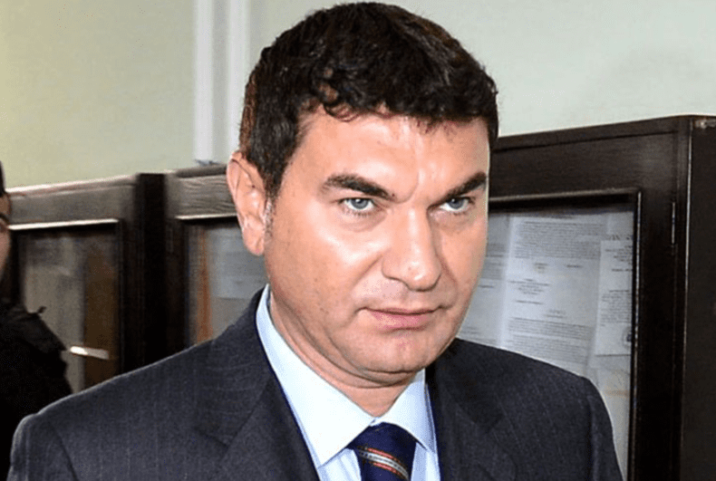 Cristi-Borcea-în-vacanță-alături-de-Valentina-Pelinel-chiar-dacă-i-a-murit-fostul-socru.-Imaginile-spun-adevărul-1