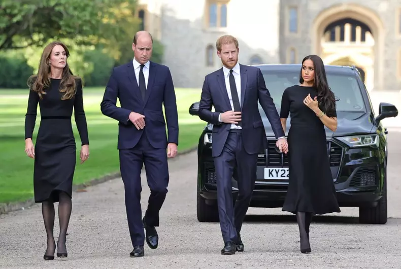 Printii de Wales, impreuna cu Harry si Meghan