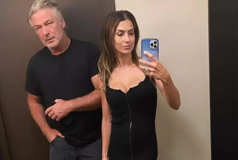 Hilaria Baldwin, primele declarații după tragedia de pe platourile de filmare unde Halyna Hatchins și-a pierdut viața. Ce mesaj a postat