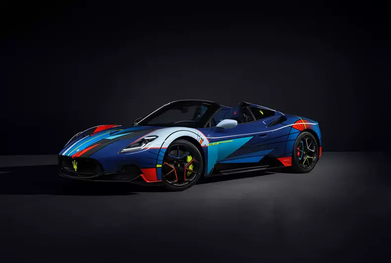 web_MaseratiMC20Barchetta