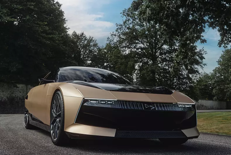 web_Citroen_SM_Trib_00