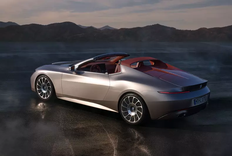 web_P90572575_highRes_bmw-skytop-10-2024