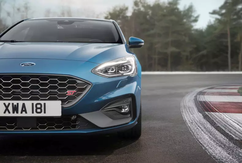 Ford Focus ST 2019 oficial 11