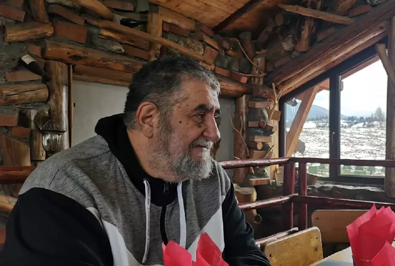 EXCLUSIV.-Impresarul-vedetelor-din-Romania-in-stare-grava-la-spital.-Are-plamanii-albi.-Ne-rugam-pentru-viata-lui-1