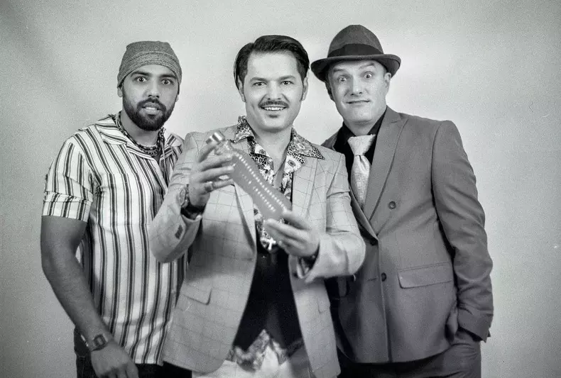 „Zapada-Ceai-si-Dragoste-are-in-distributie-un-numar-impresionant-de-vedete-18