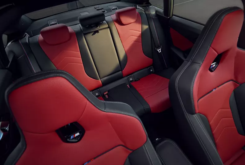 P90572304_highRes_the-new-bmw-m235-xdr