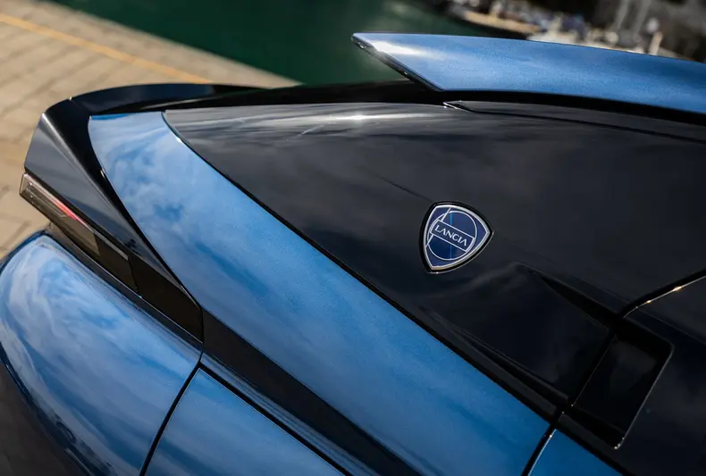 Lancia-Gamma-2027-HD-30f7a2bb1c79eeea44787c17db84f2a6474281db4