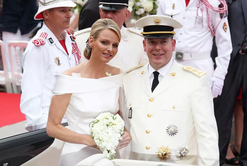 SORTIE DU MARIAGE RELIGIEUX DU PRINCE ALBERT II DE MONACO ET DE