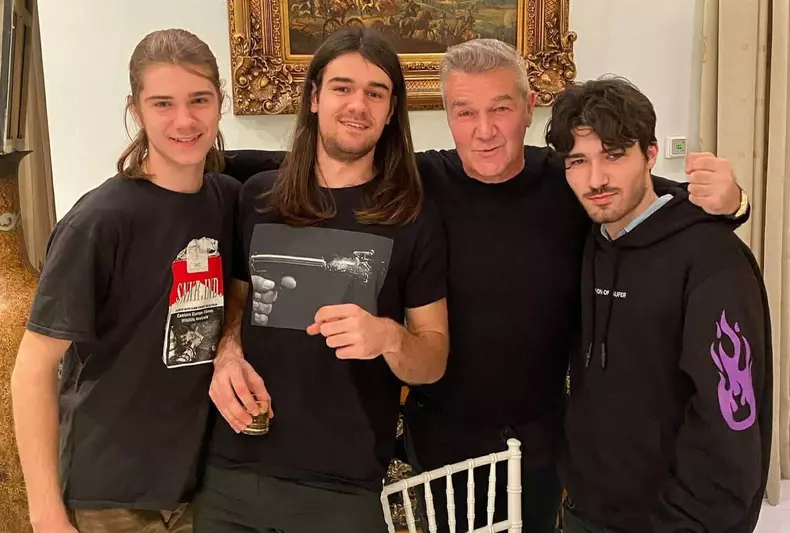 dan-bittman-si-baietii-sai-1