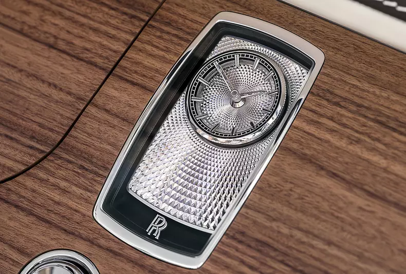 web_P90541185_highRes_rolls-royce-arcadia-