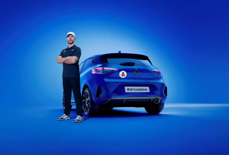 web_Renault Safety Car