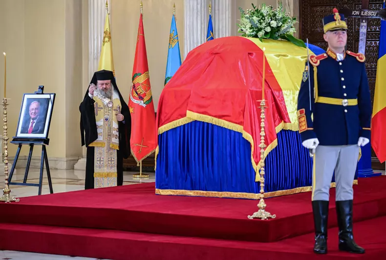 ion-iliescu-priveghi-profimedia (2)