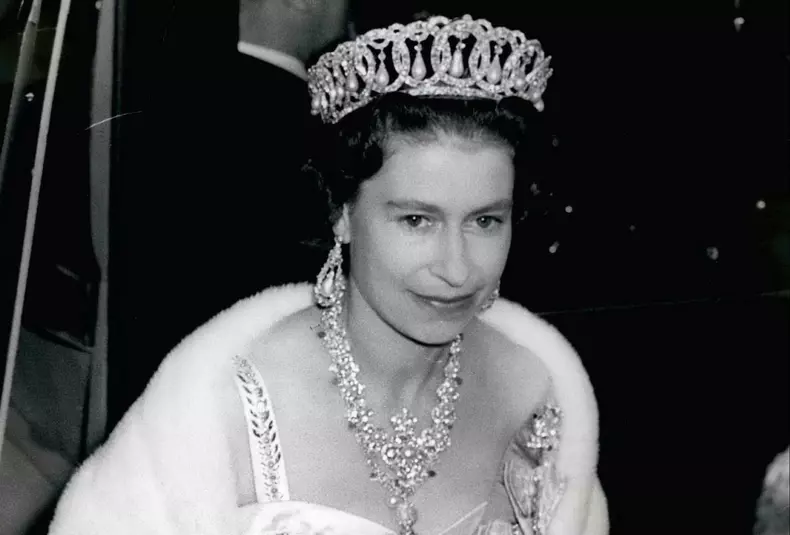 Regina Elisabeta a II-a