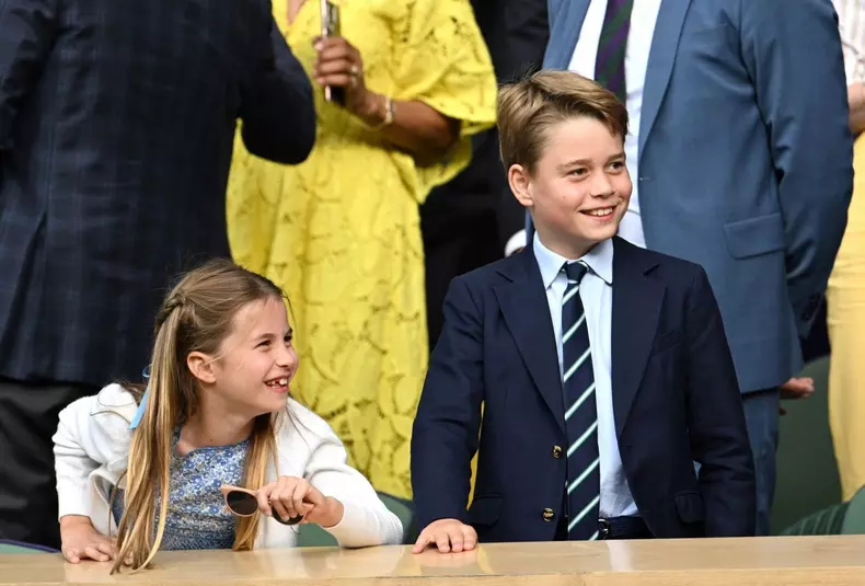 Prințul George a împlinit 10 ani