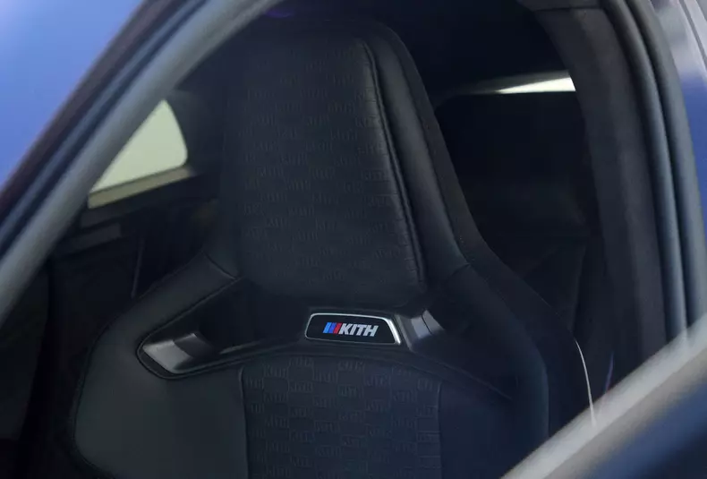 P90582566_highRes_the-2025-bmw-xm-kith