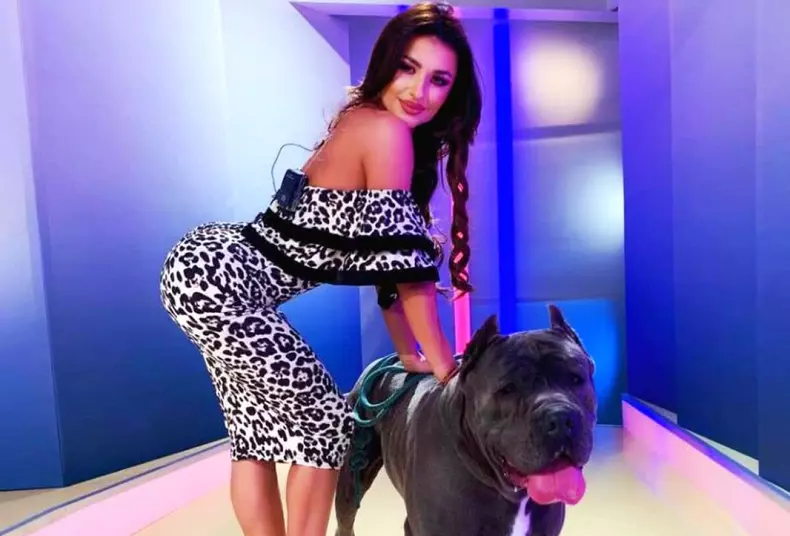 966141-elena-marin-asistenta-poza