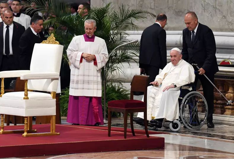 Pope Francis at a mass with the new cardinals at the Vatican / Photo 2022