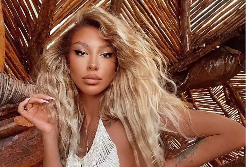 ema-uta-iubita-alex-bodi