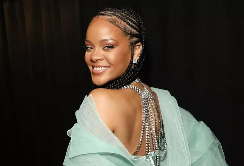 Rihanna a devenit artista cea mai bogată din întreaga lume. Ce avere a strâns RiRi (5)