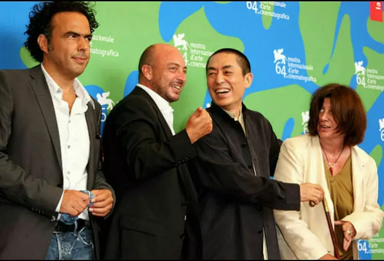 Un regizor faimos a declarat că s-a născut femeie. "Aceasta e cea mai bună parte din mine"