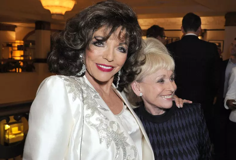 Cum arată Joan Collins la 90 de ani