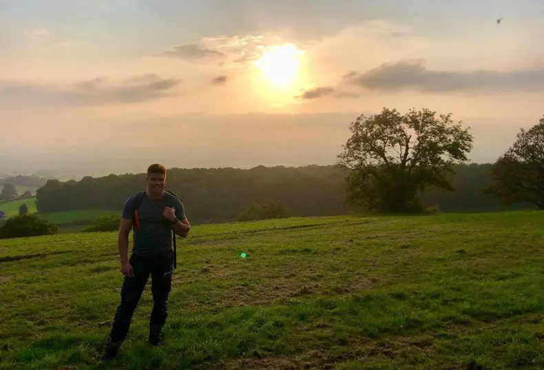 Cum-arată-nepotul-Reginei-Elisabeta13