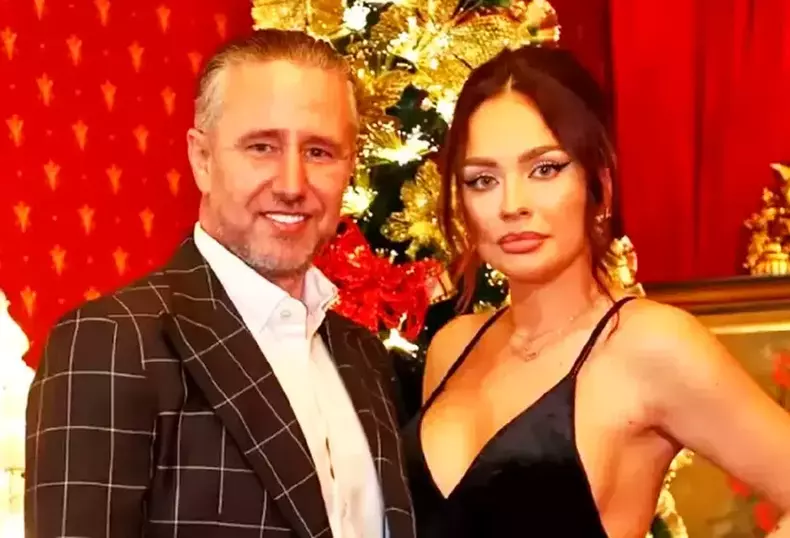 reghecampf si corina tv