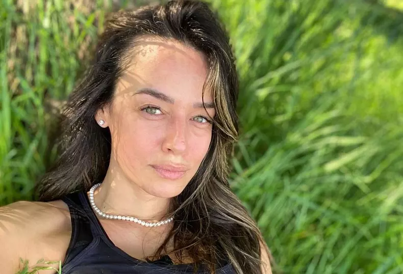 Andreea Raicu, reacție după valul de critici pornit după poza cu ea goală