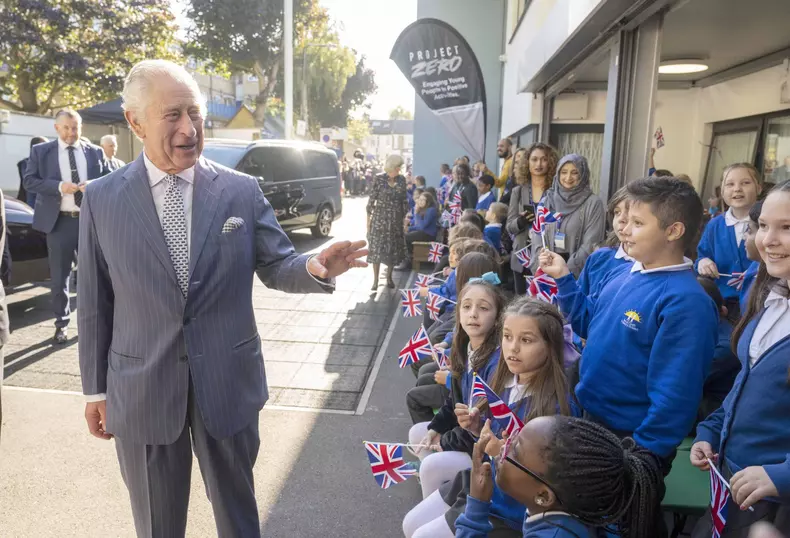 De ce va fi Charles al III-lea unul dintre cei mai excentrici suverani britanici. Ce tabieturi bizare are monarhul