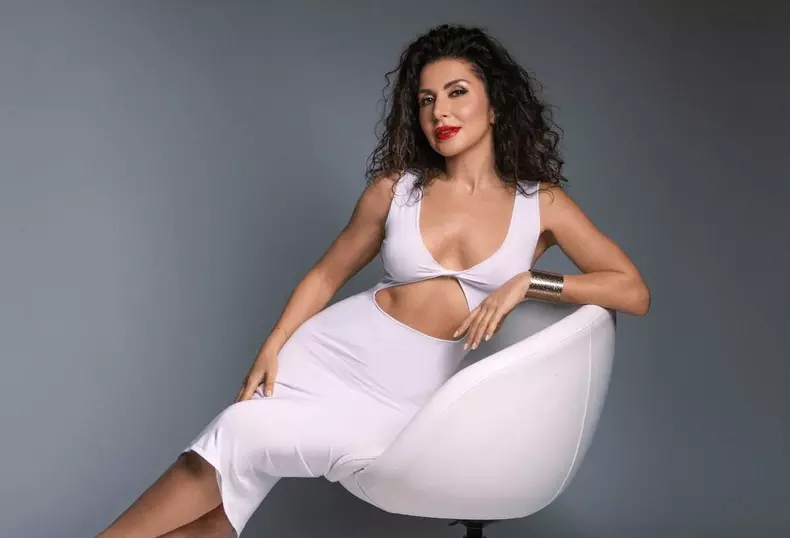 Carmen-Bruma-deschidere