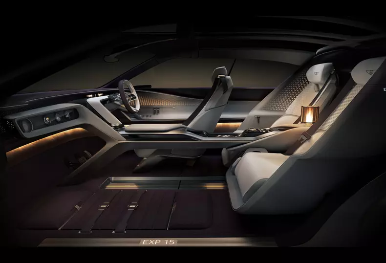 23 – EXP 15 Interior