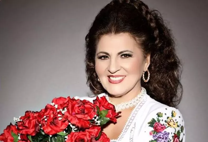 irina-loghin-a-devenit-bunica-11