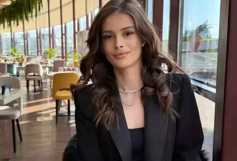 teodora-marcu-impuscata-insula-iubirii