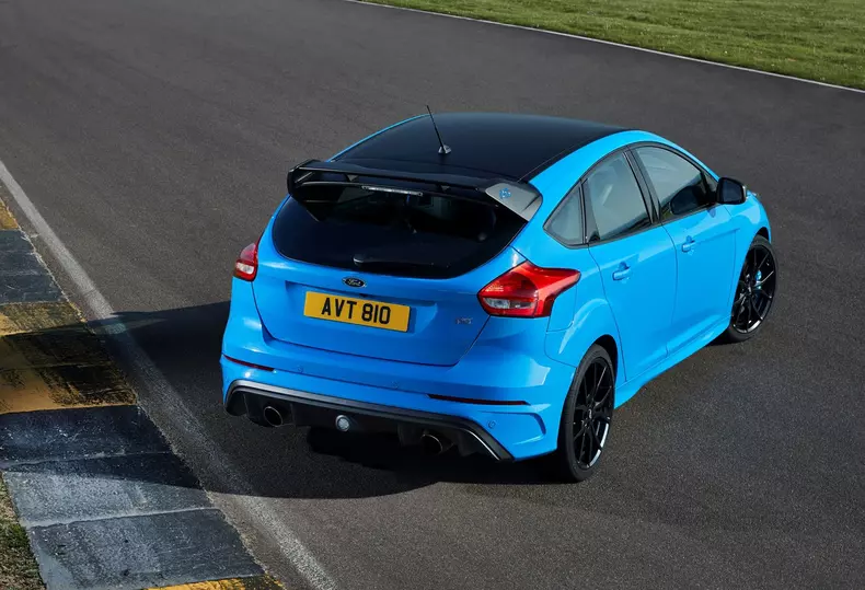 Focus RS 02