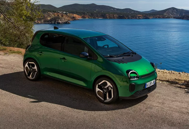 Renault-Twingo_E-Tech_EV-2027-HD-e9c42bcd1c7e49dbefb3068d7212f01aac1c8e813