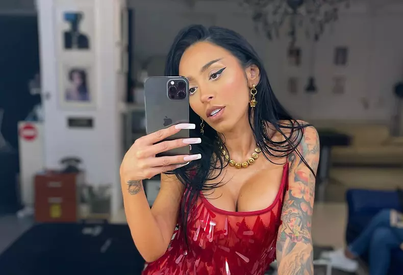 2453941104249152923289386687075596353308319n