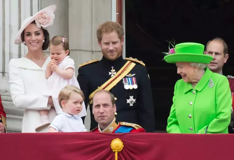 Un video cu Prințul William și Regina Elisabeta a II-a, în trend pe TikTok