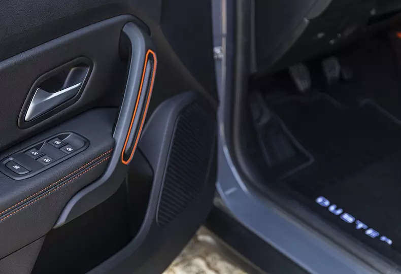 2021 – New Dacia Duster Extreme Limited Edition_10