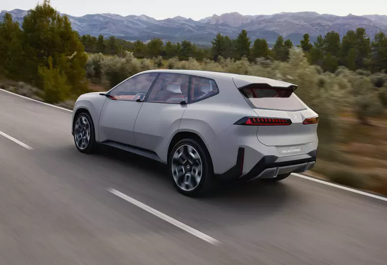 P90543404_highRes_bmw-vision-neue-klas